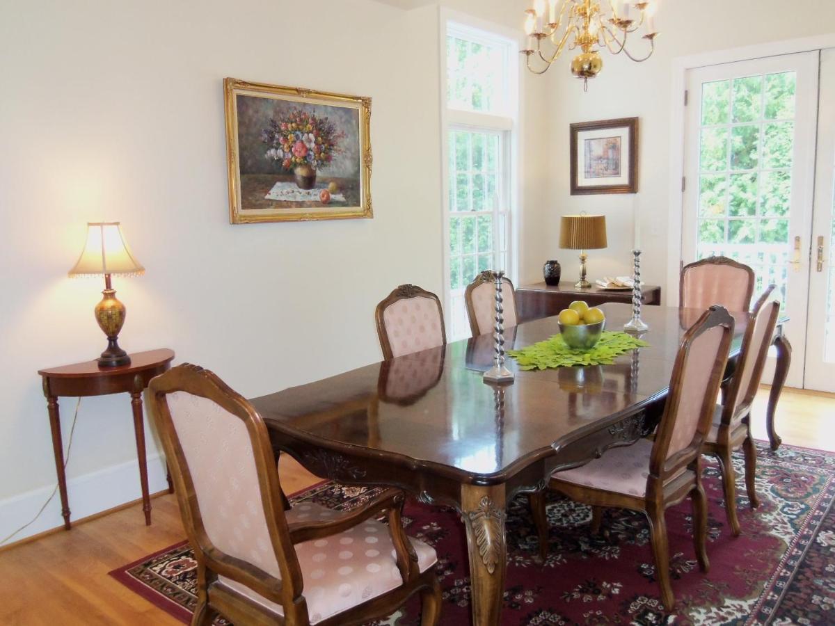 Alojamento de Acomodação e Pequeno-almoço Loudoun Valley Manor