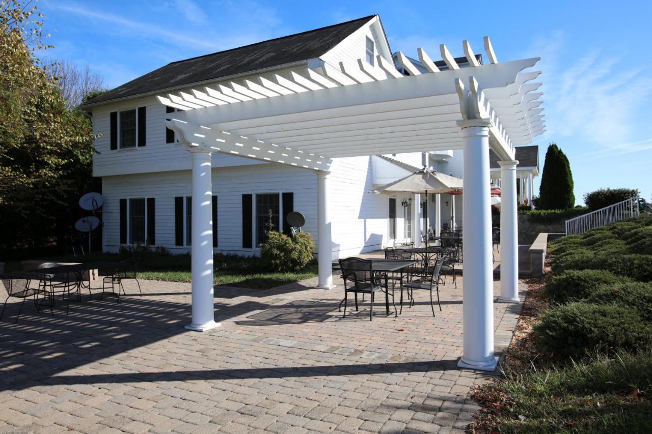 Loudoun Valley Manor Waterford